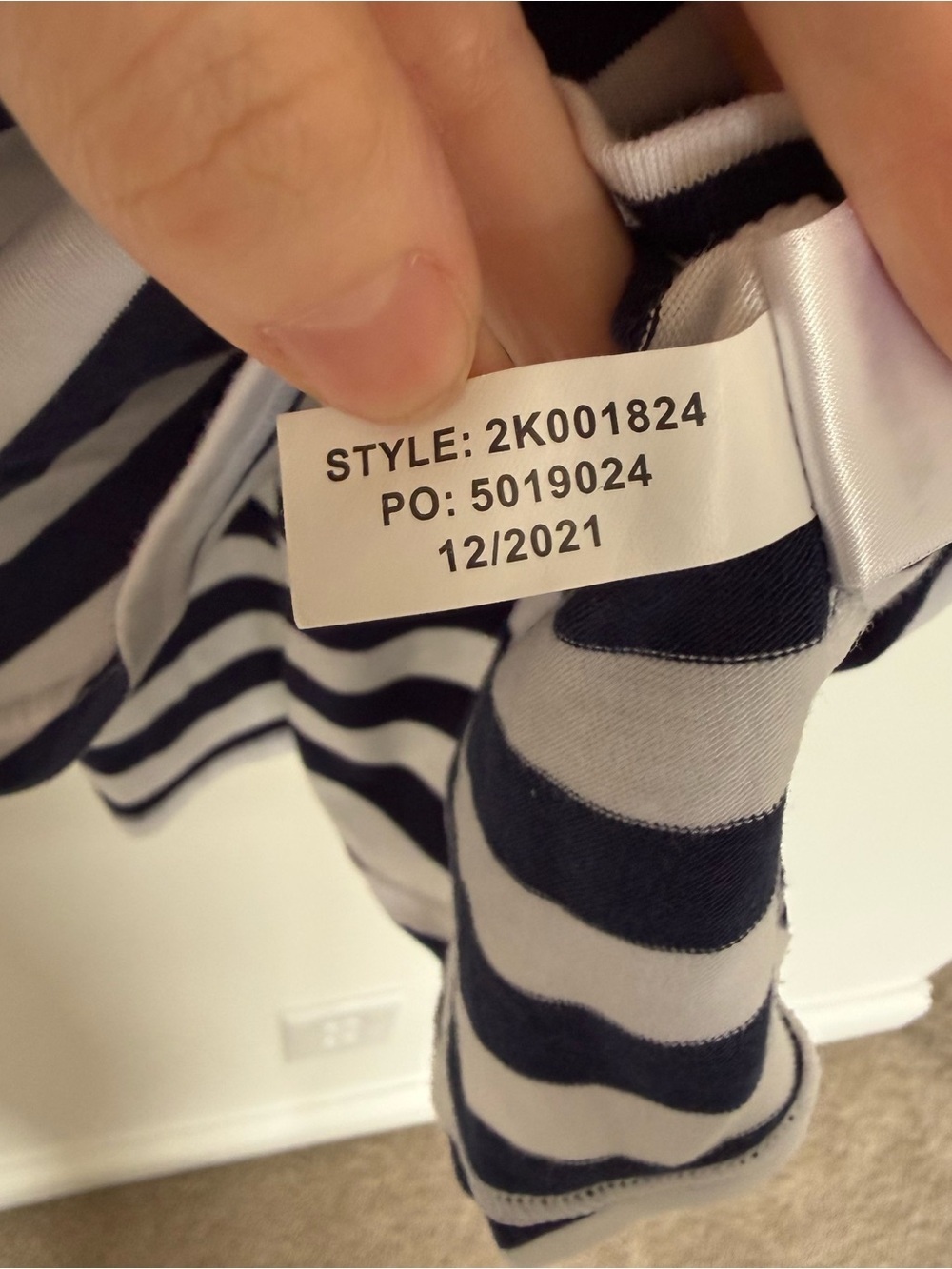 Vineyard Vines Navy & White Striped 3/4 Sleeve Top - Picture 6 of 7